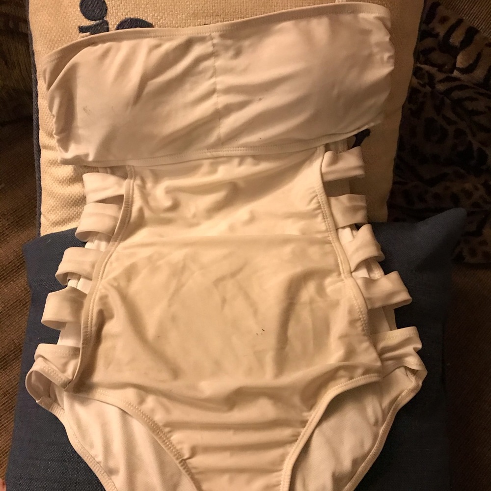 Super Cute Juniors White Swimsuit